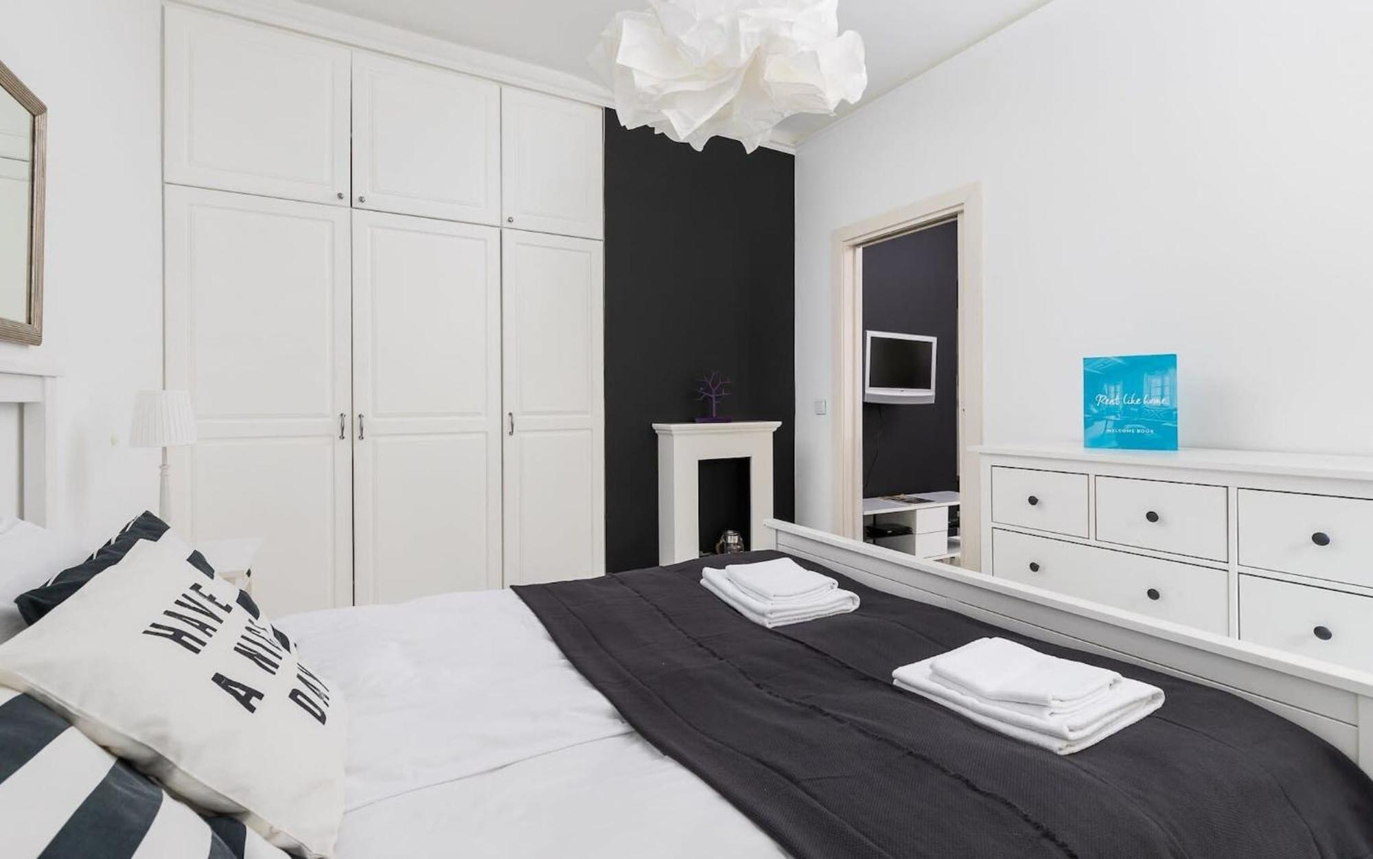 Rent Like Home - Wronskiego 15 Варшава Экстерьер фото